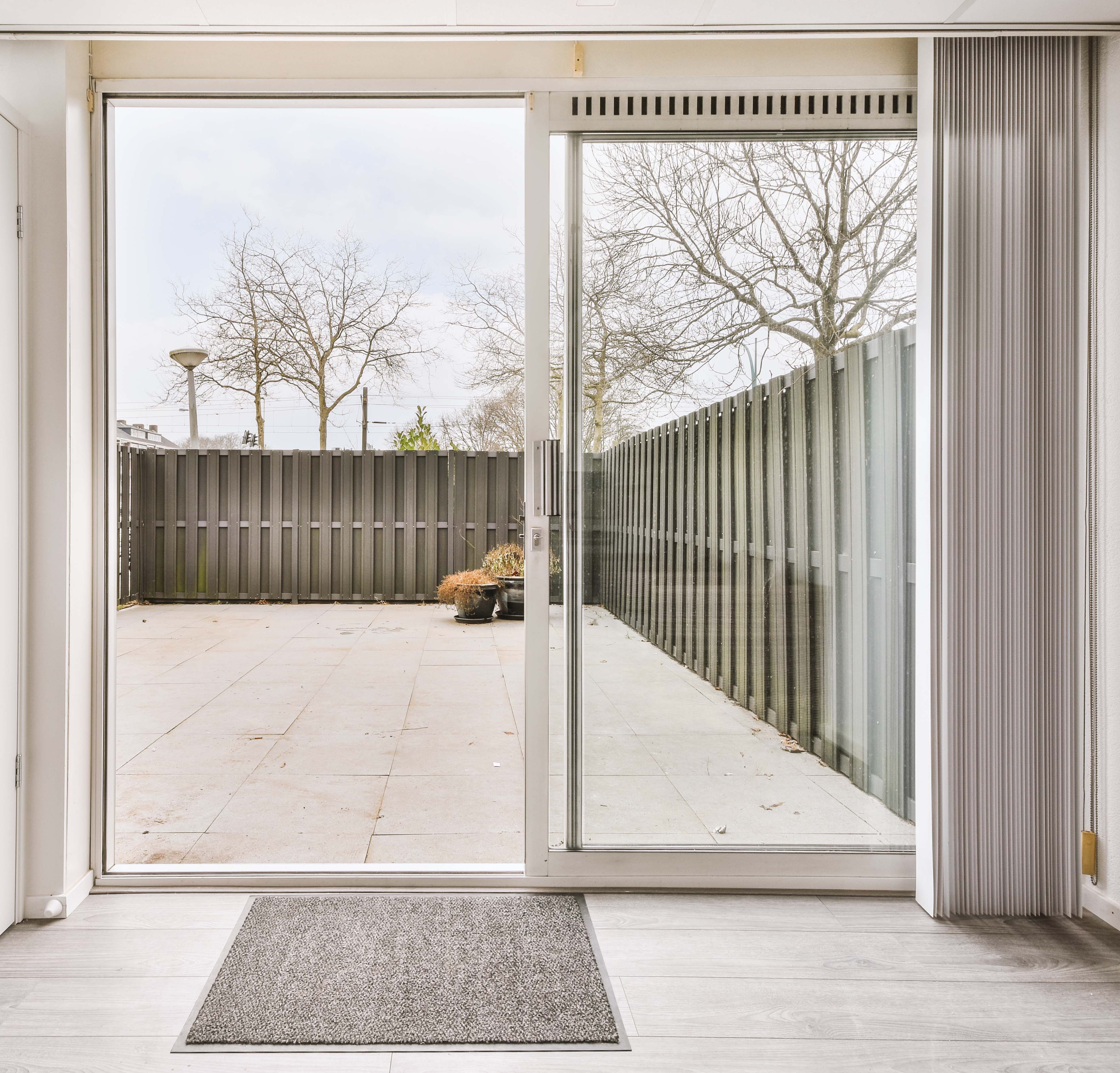 WARREN Flip Up Windows